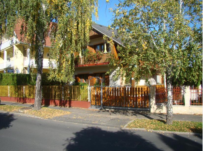 Viragoskert Apartman Hévíz Exteriör bild