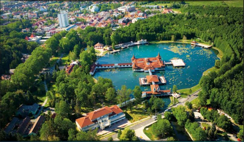 Viragoskert Apartman Hévíz Exteriör bild